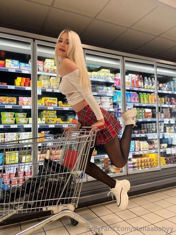 I’m ready for a little fun... think you can keep up? 💋