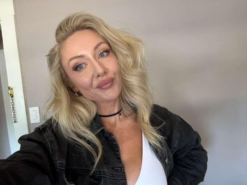 Mommy needs tributes today! 💦