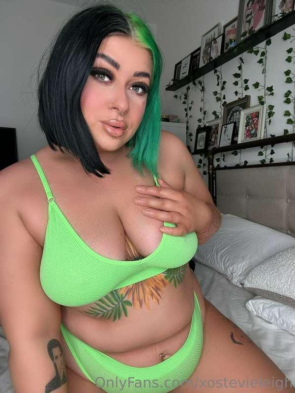 Or are you a big titty guy?