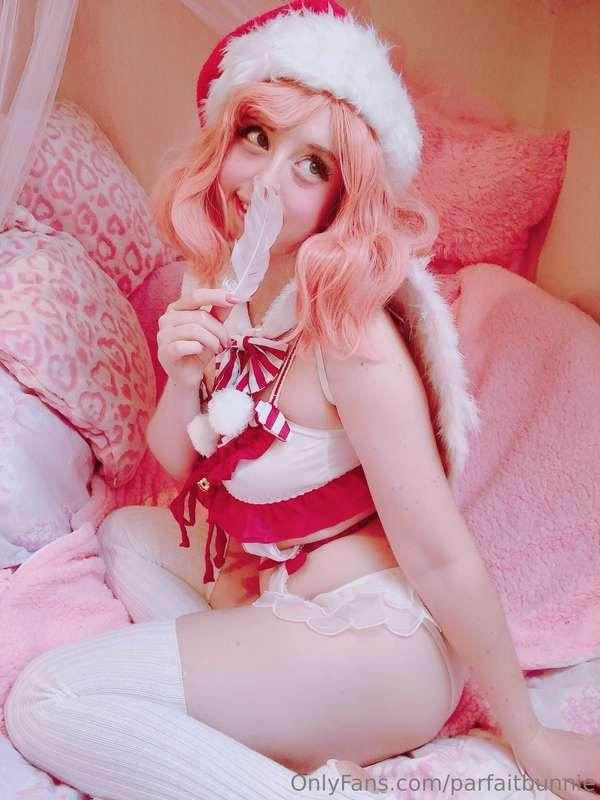 Your kissmas angel is ready to grant your lovely wishes~💕💕