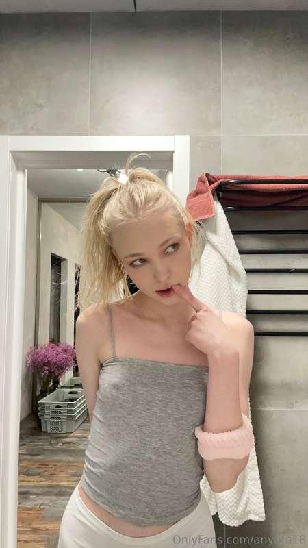 Сareful — I’m small but full of bad ideas 😈🍬