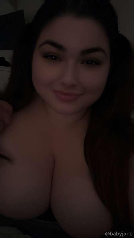 Your sweet little girl 😇💖🌸 wants hard anal and breeding toni..
