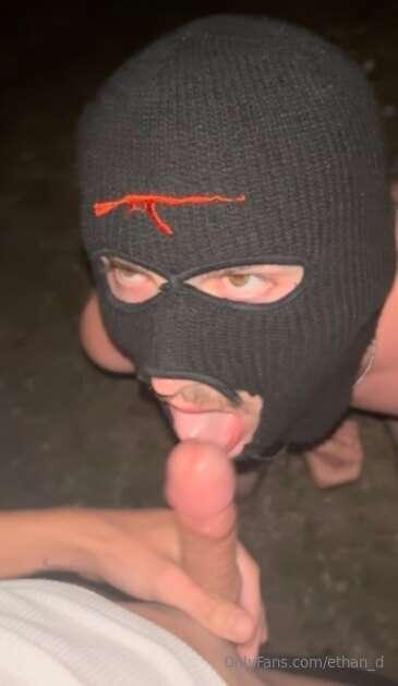 Getting sucked on the side of the road 👀
