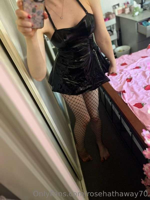 Do you like my dress?!! 💖

I was thinking of doing an Easter..