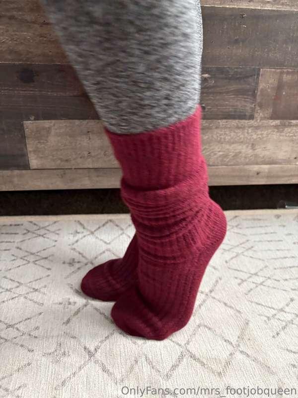 mrs_footjobqueen image #7