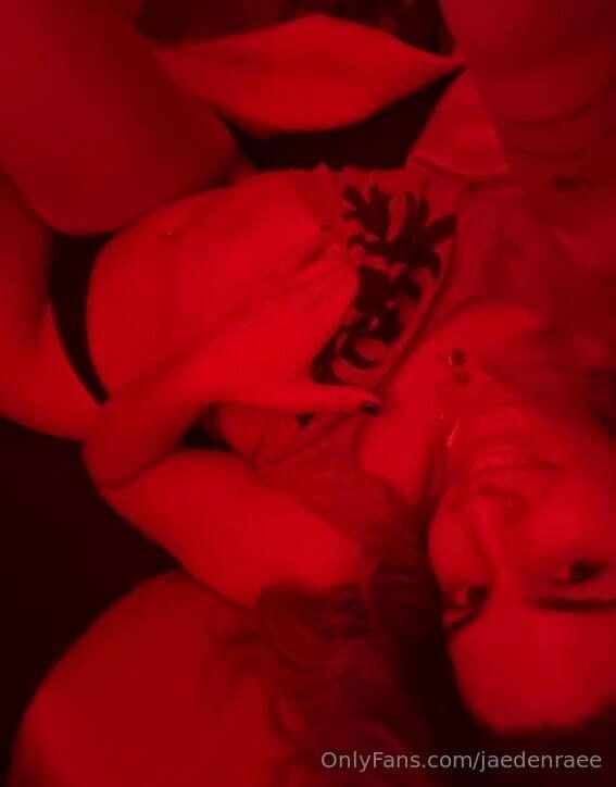 ❤️ 🍓 code red: im horny 🚨🍒 