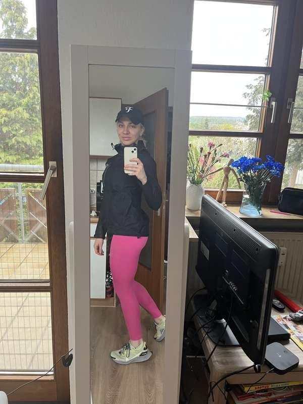 Hi everyone! I'm getting used to the new schedule. I wake up at 05:30 AM and go to sleep at 08:30 PM. It’s an usual situation for Germany. I bought some equipment for shooting. So soon it will be delivered and my video will be more quality. And some of you I can make the custom video)