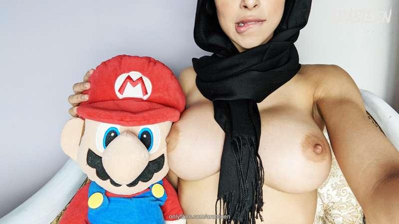 Posing with my favorite plumber 💜