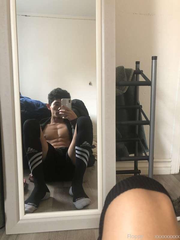 A nice horny photo dump 😈