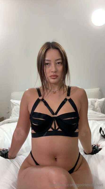 🖤A Femdom JOI to make your mind race in all the right ways 🖤..