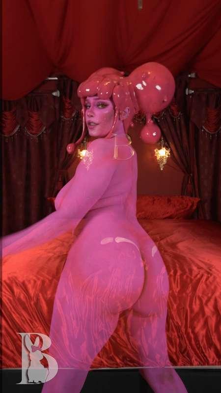 bunniblack image #1