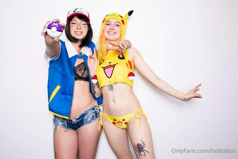 This entire set has dropped on my main page (Funsly)👀

Go an..