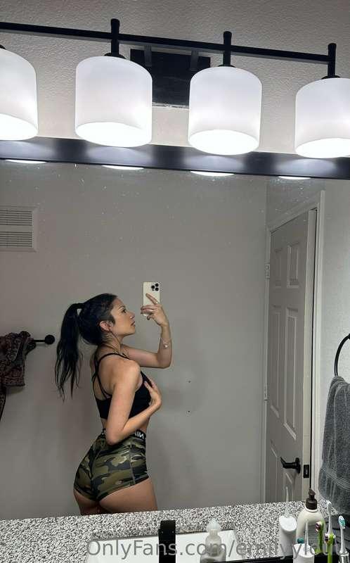 wish you would cum to be with me😈