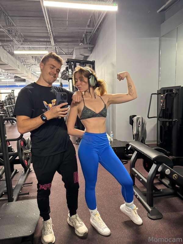 Been hitting the gym lately 🔥😎