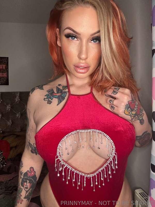 Do you like my underboob? ;) 