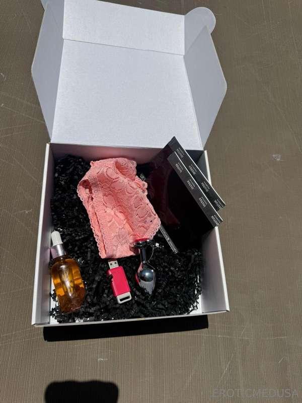 Don't forget to ask me about my VIP lover box! 😉includes my ..