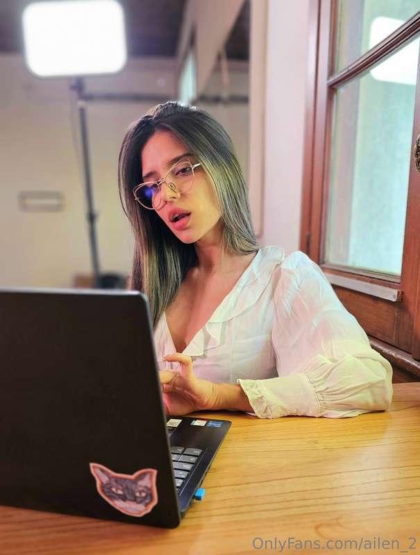 Buen diaa. ¿Te gustan las charlas mañaneras amor? 🌞🌈