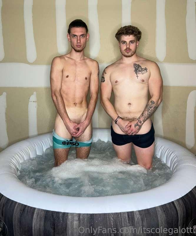 Just had a little fun in the hot tub with my bro @prettyboys..