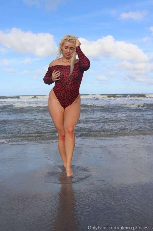 These pics are totally unedited, enjoy some of these photos ..