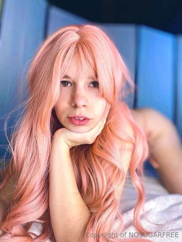 **Vrei să mă vezi făcând** ***sex oral*** **și cum mă** ***m..