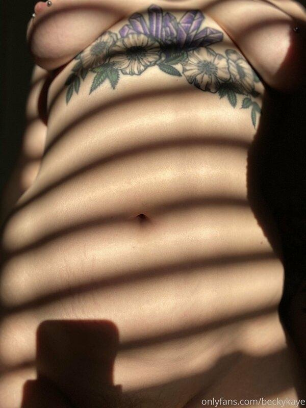Pretty lighting I woke up to! Caught it before it was gone!