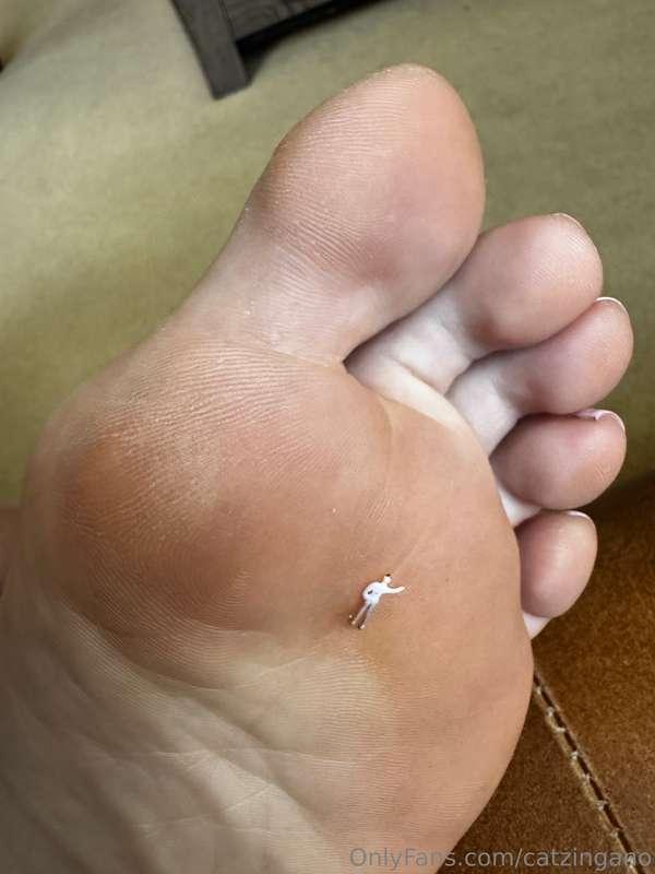 What would your day be like if you were THIS small! 🤏🏼