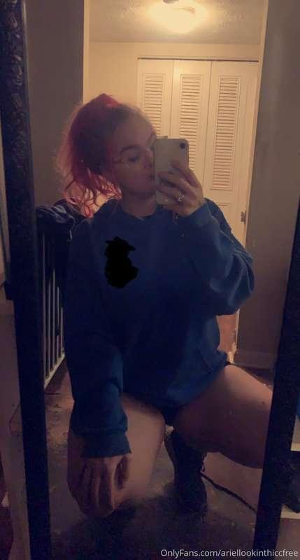 Just a little pre-workout fun. My friend wanted to join 🥰😉