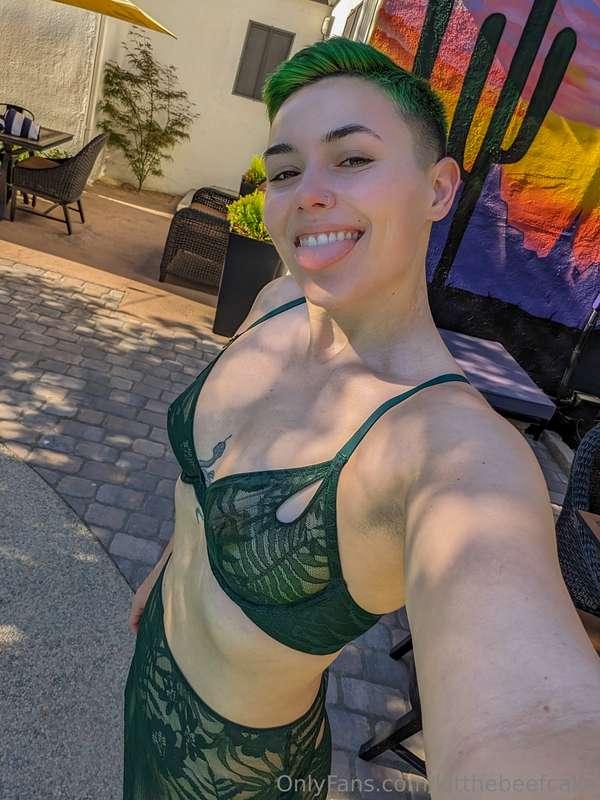 I wish IG wasn't so strict and I could post just a tiny bit ..