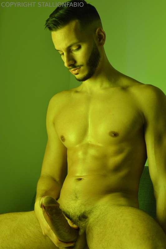 TBT - Throwback ThirsdayUn de mes premiers shooting nu.----O..
