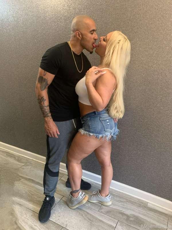 Babe!! Have you checked your DM's yet today? I dropped the l..