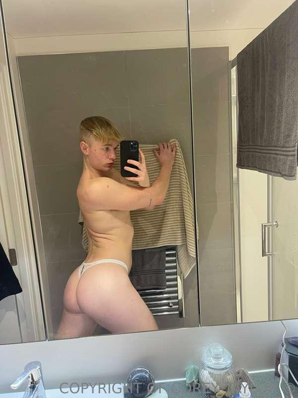 Who wants to breed me? 😈