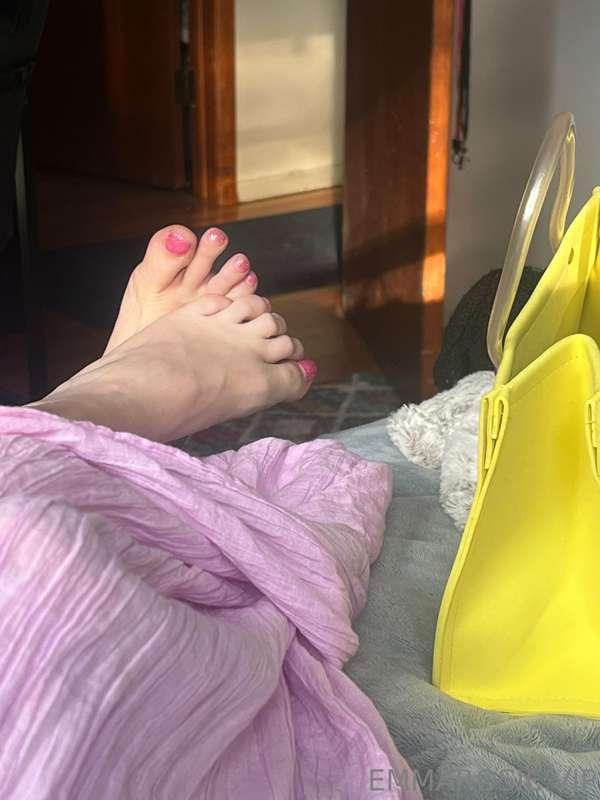 Feet