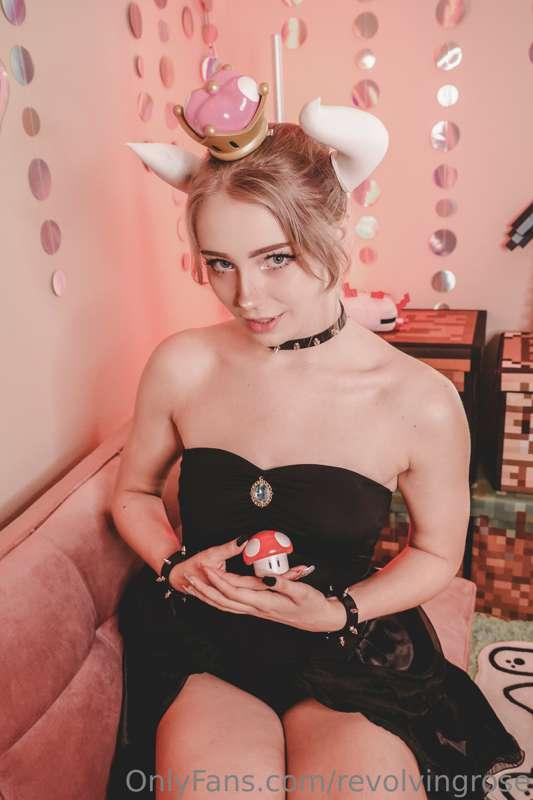 👑 **Bowsette Photoset** 💖

My lovely renewers and VIPs will ..