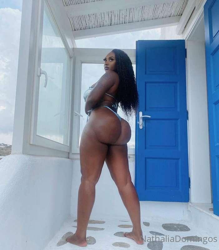 bold baddie 🖤