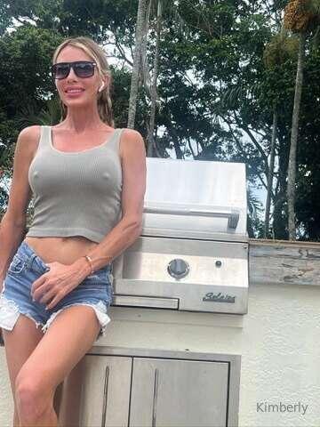 Beer, Burgers and me? 😈