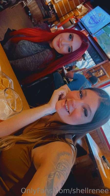 Who wants to see nudes of me and @chelsea.carynvip later? 😉