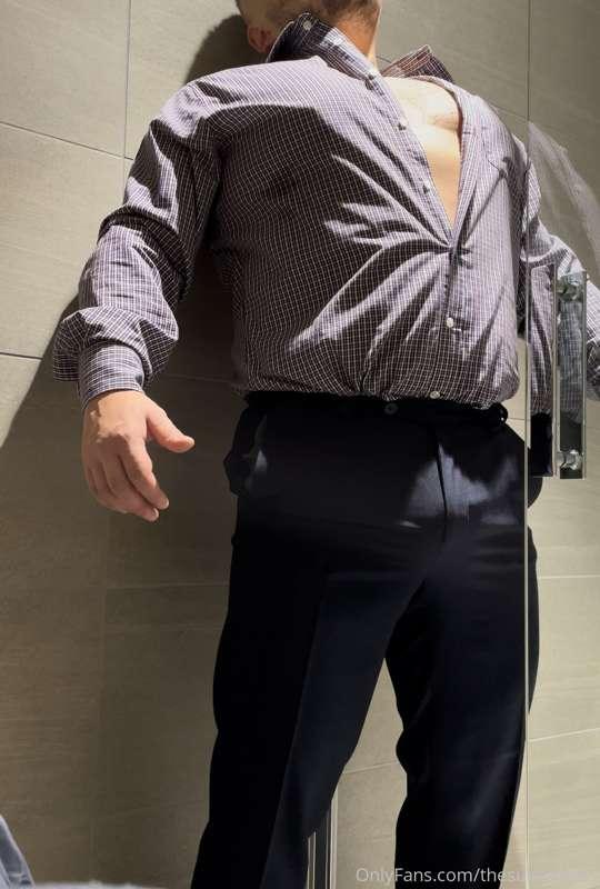 thesuitedboss image #5