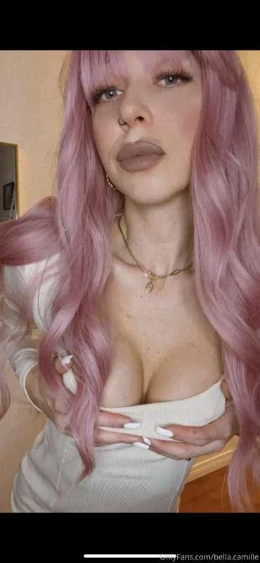I’ll be a slut for you daddy 👅💦