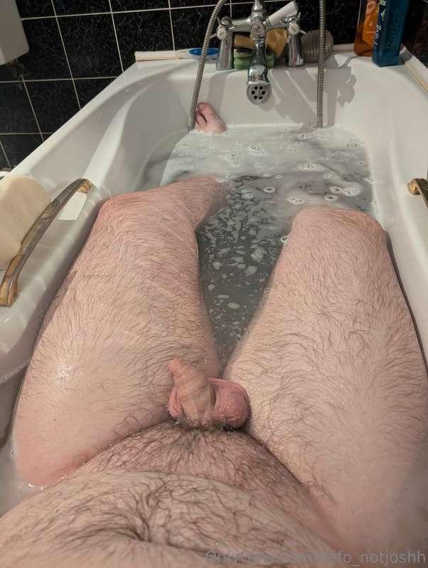 I don't fit in this bath anymore 😞