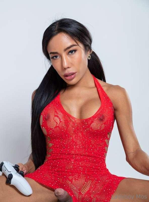 if you brought me home and saw I had a 🍆, what would you do?