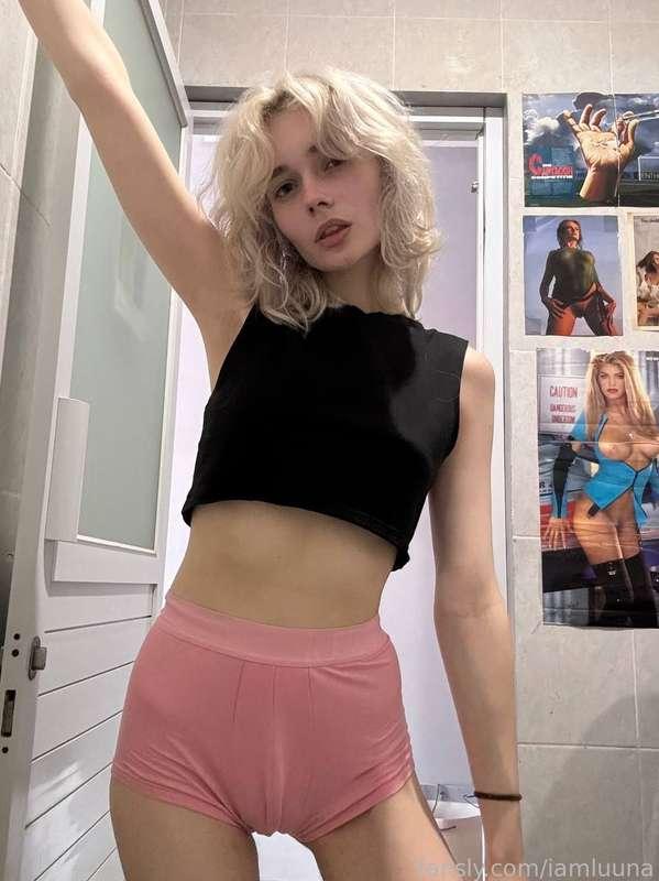 If I was your girlfriend we would fuck before and after our date 😇


#18 #baby #teen #cutie #student #teen #waifu #young #armpit #armpits