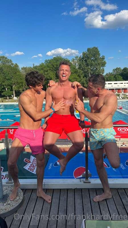 Joining this pool party?➡️ @frankhardy  45%discount only $5d..