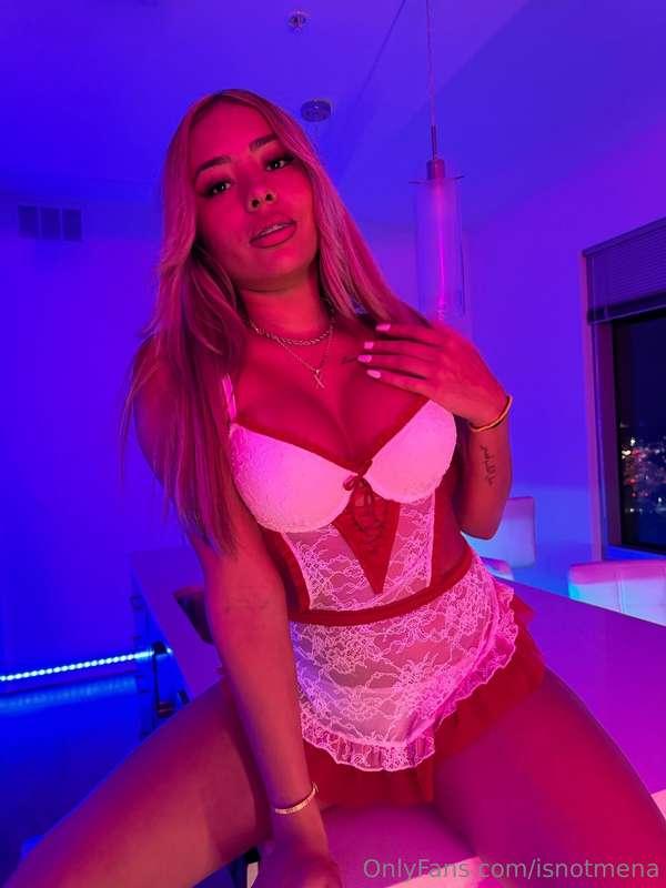 This typa mood allowed on a sunday night?