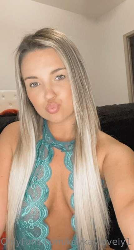 Let’s play a game 🥵 (ends tomorrow) 
🌶️Tip $5 = free vid of ..