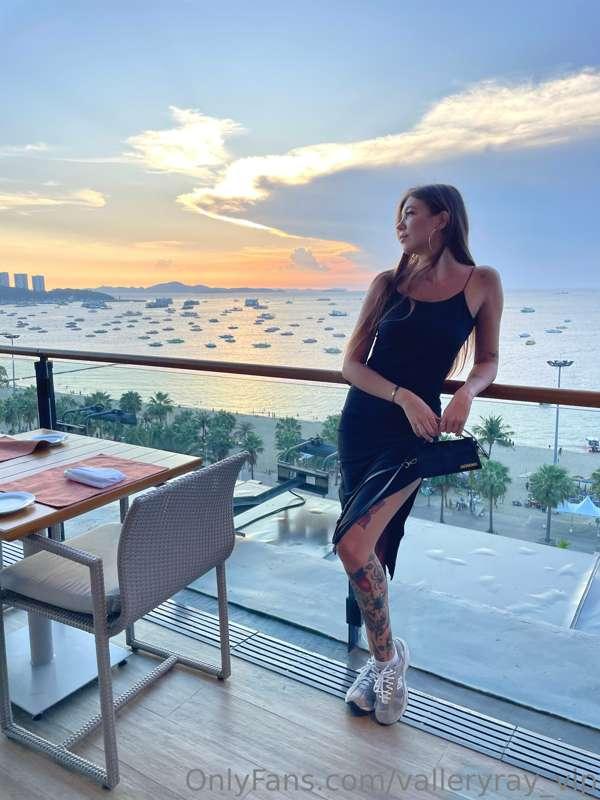 💕 I love it when there's a gorgeous view of the water 💕
