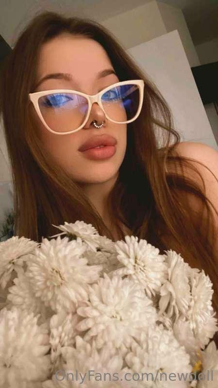 I wish someone would give me a beautiful bouquet of flowers😍..