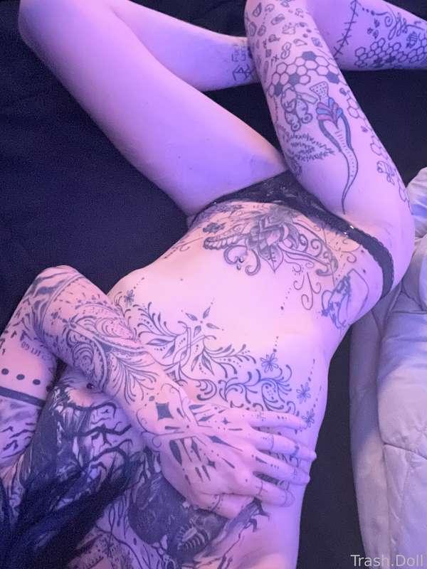 🌘🌒


#fyp  #skinny #tattoo