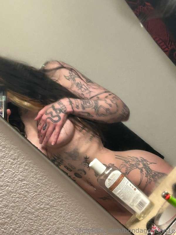 bondagebunn1e image #0