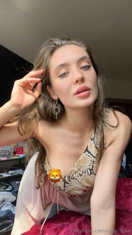 What do you know about me? The face of an angel and the soul..