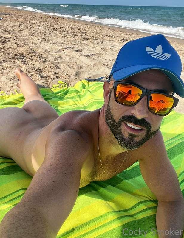 Quién me pone crema en el culito?🧴💦